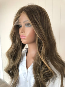 Presley - Lace Front Wig 20 - 22 Inches with a medium cap